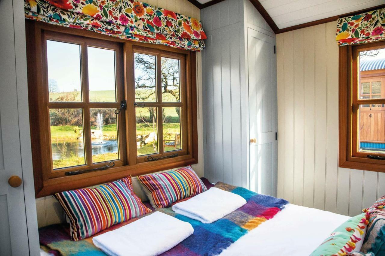 Bed and Breakfast The Merry Harriers Godalming Exteriér fotografie